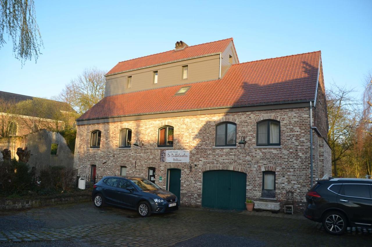 B&B De Dubbelmolen Tongeren Kültér fotó
