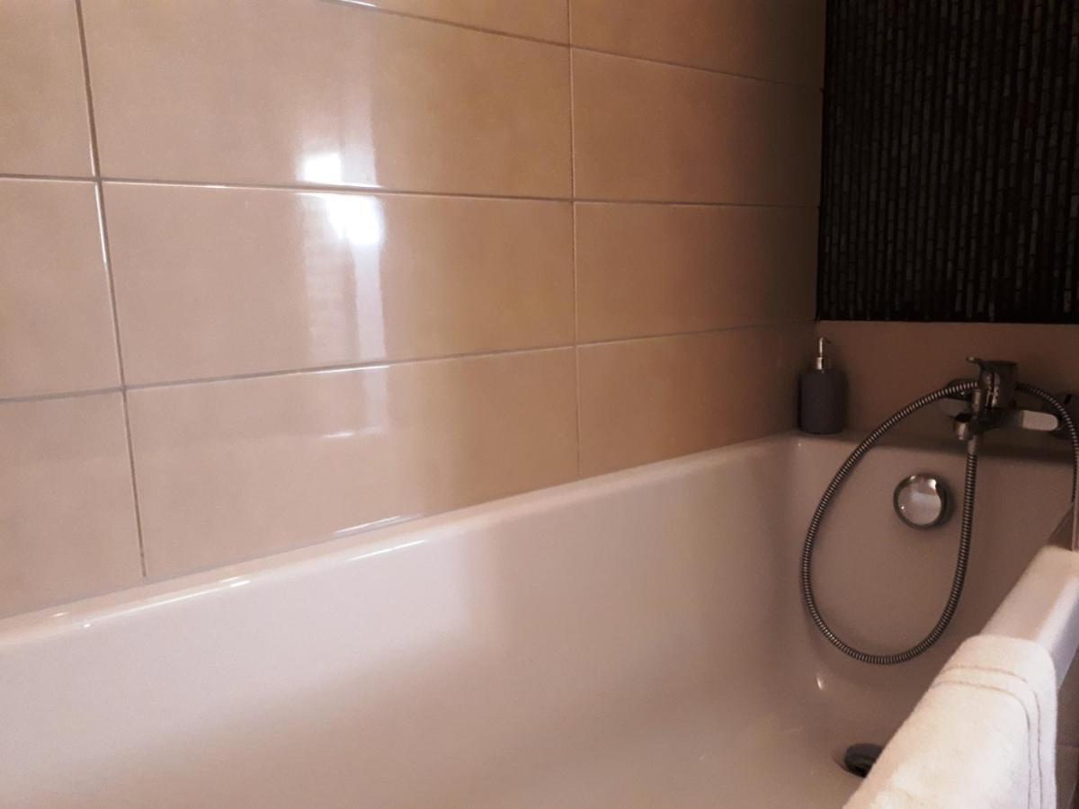 B&B De Dubbelmolen Tongeren Kültér fotó