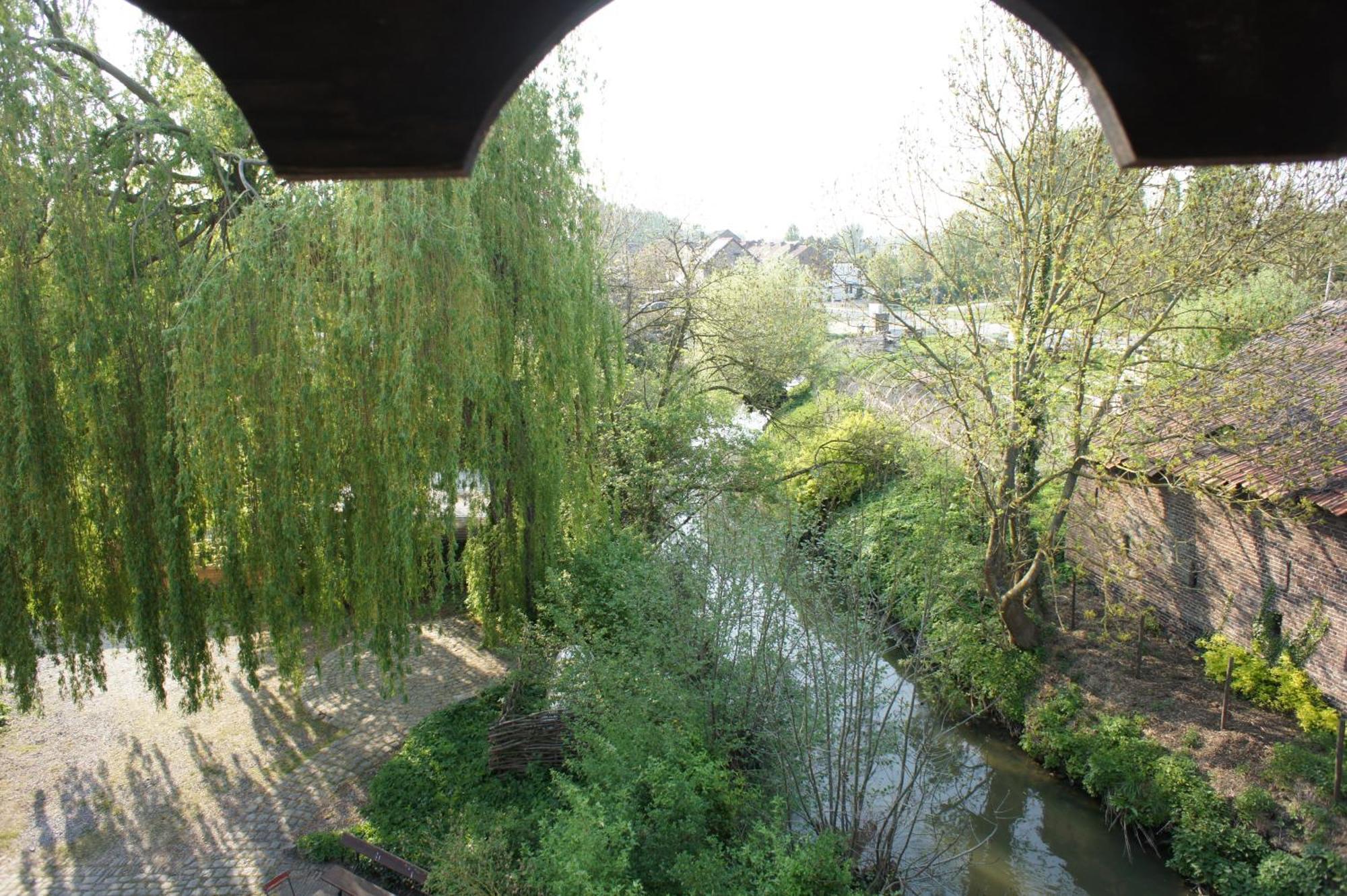 B&B De Dubbelmolen Tongeren Kültér fotó