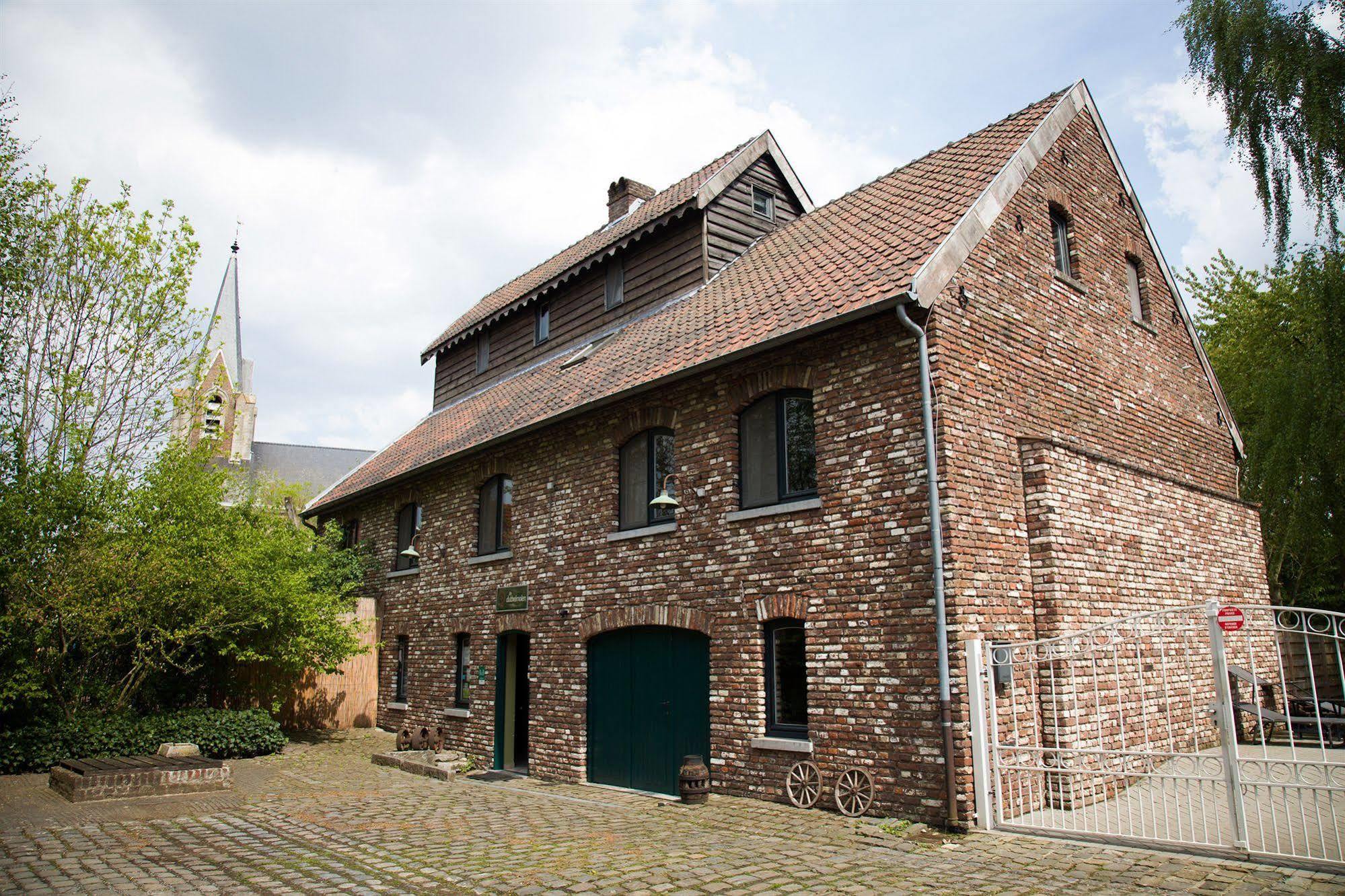 B&B De Dubbelmolen Tongeren Kültér fotó